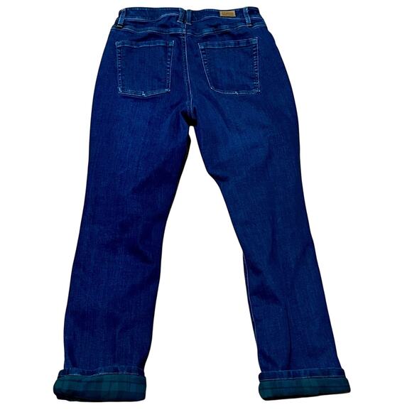 L.L. Bean Women's Size 10 BeanFlex Jeans Mid-Rise Straight-Leg Flannel-Lined - Picture 2 of 4